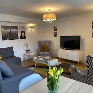 Fresh Close To Quays/docks Apartment